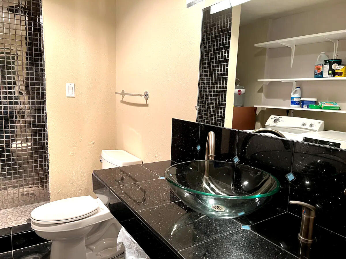 903 The High Road Austin, TX 78746 - Photo 20 of 27