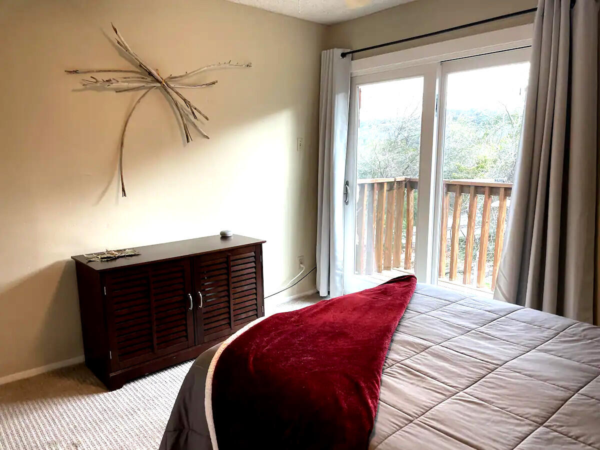 903 The High Road Austin, TX 78746 - Photo 4 of 27