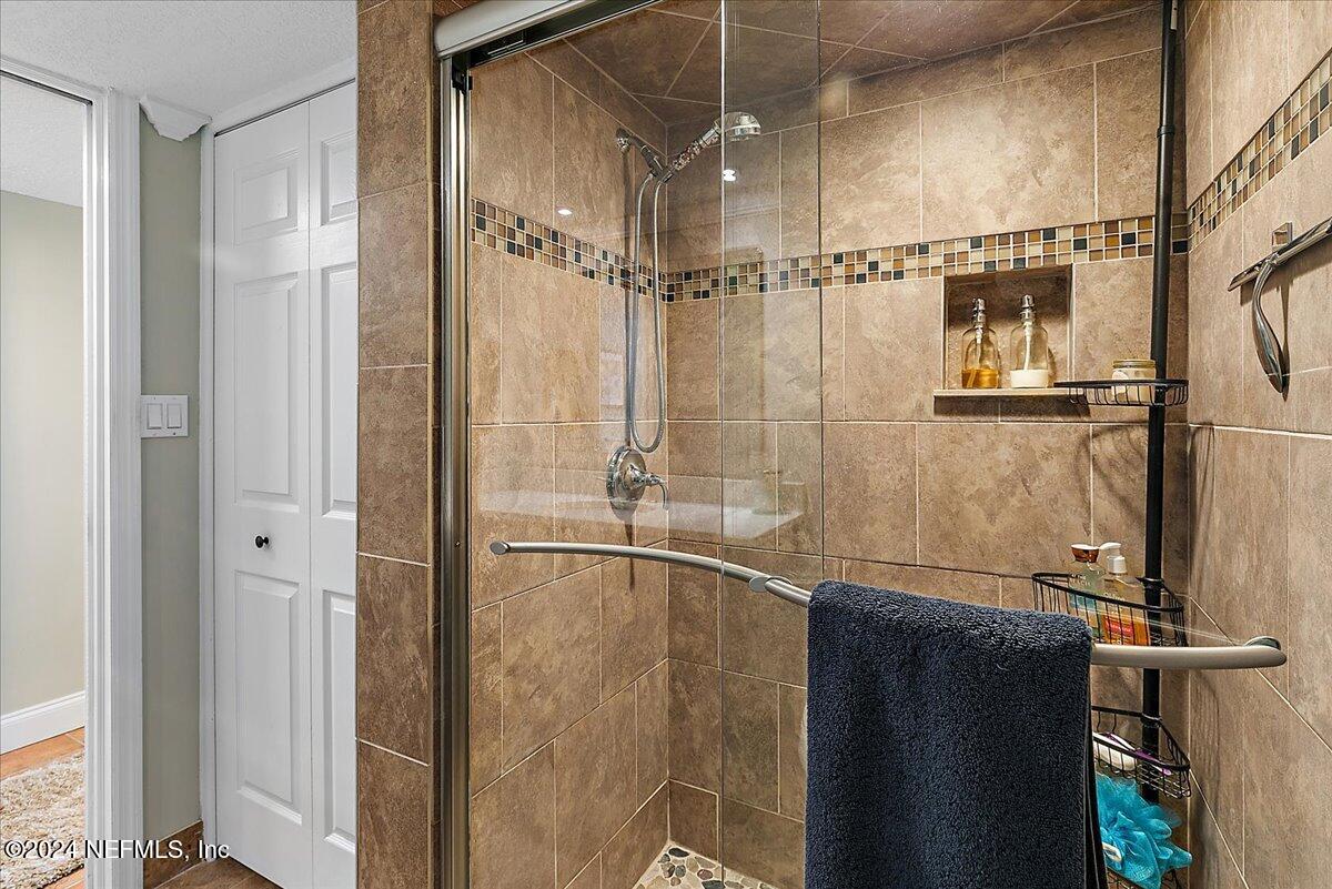 1301 1st Street South, Unit 1505 Jacksonville Beach, FL 32250 - Photo 18 of 36 Primary Bathroom