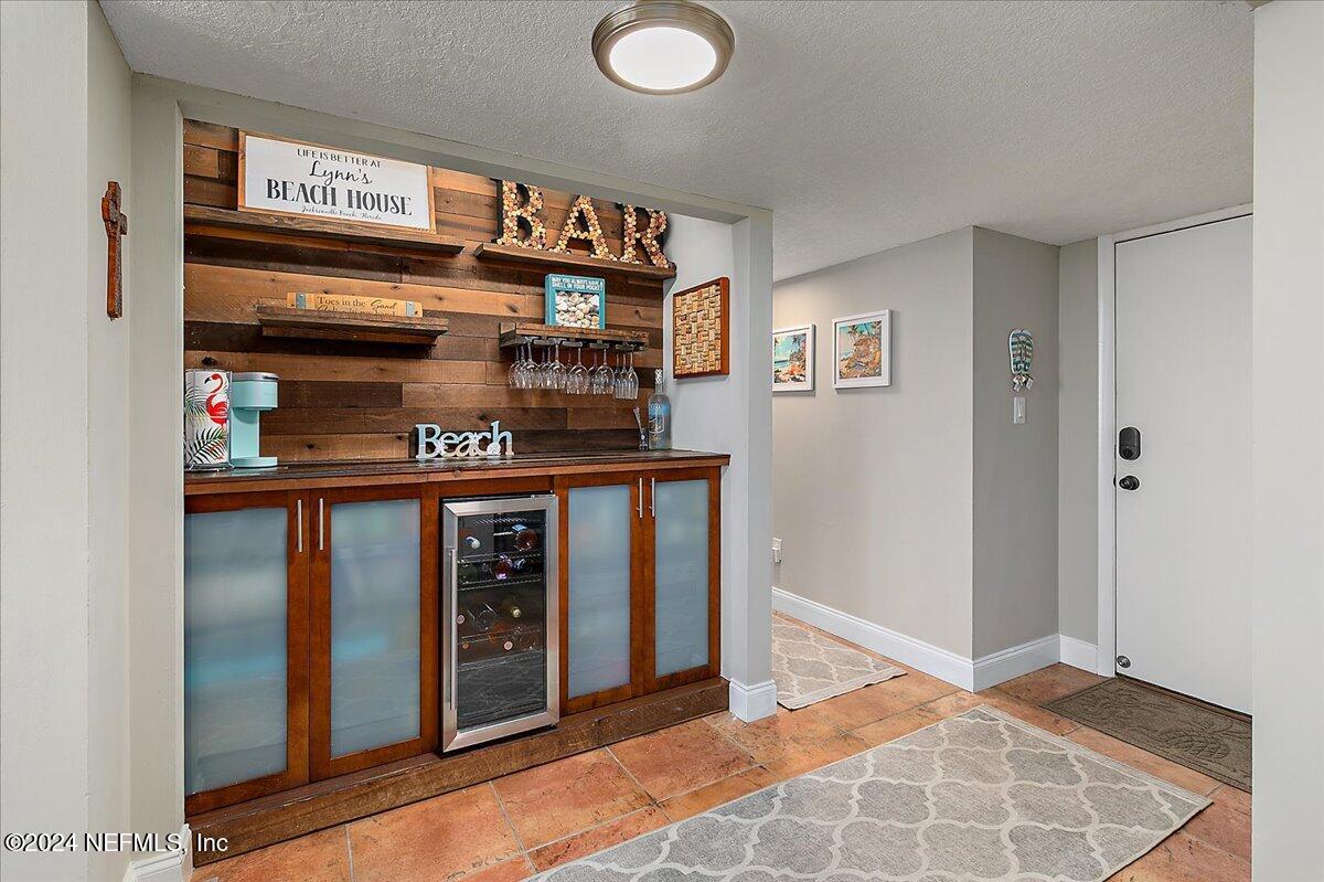 1301 1st Street South, Unit 1505 Jacksonville Beach, FL 32250 - Photo 9 of 36 Bar and Foyer