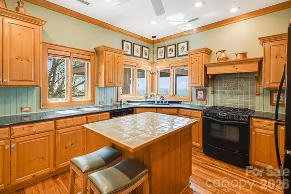 $2,199,000 | 206 Twin Springs Road, Blowing Rock, NC 28605