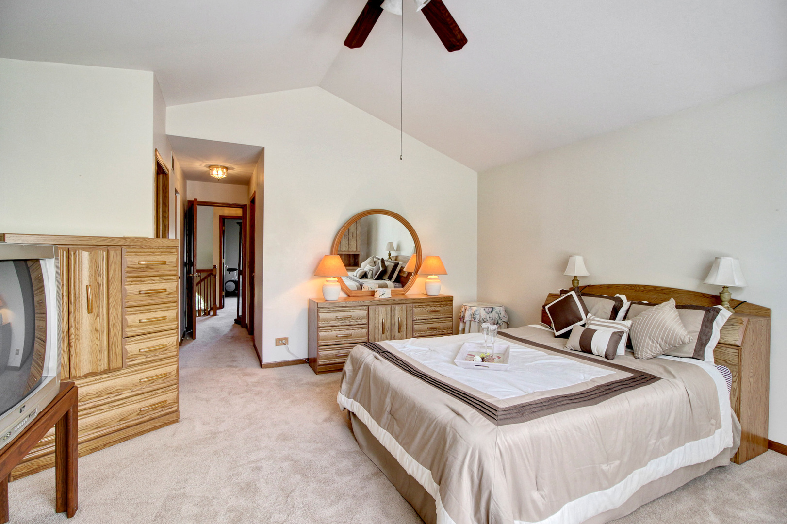 1204 Coldspring Road Elgin, IL 60120 - Photo 18 of 27