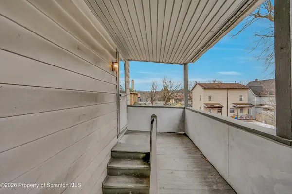 $1,300 | 8 Green Ridge Street, Unit 2, Scranton, PA 18509