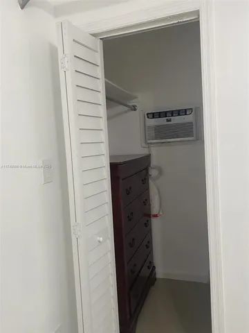 a view of walk in closet