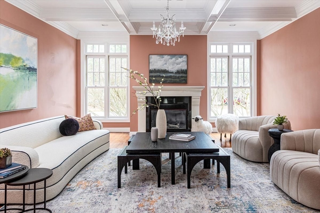 131 Radcliffe Road Weston, MA 02493 - Photo 3 of 31