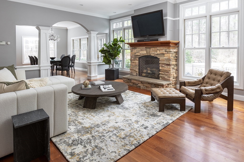 131 Radcliffe Road Weston, MA 02493 - Photo 7 of 31