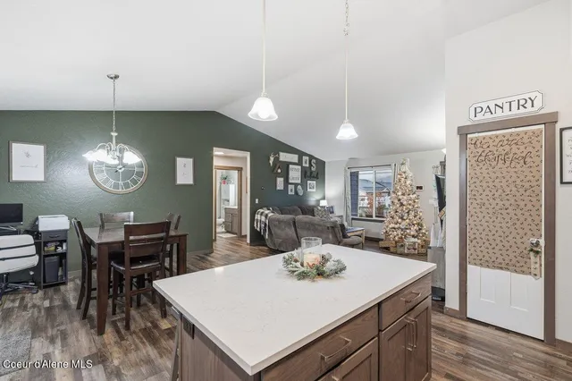 $475,000 | 8562 West Seed Avenue, Rathdrum, ID 83858