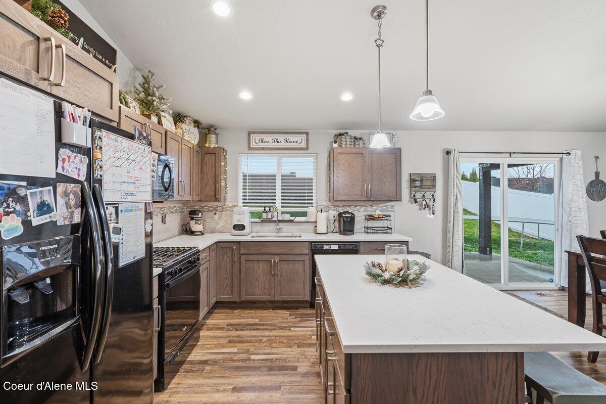 8562 West Seed Avenue Rathdrum, ID 83858 - Photo 12 of 30 Kitchen 2 (9)