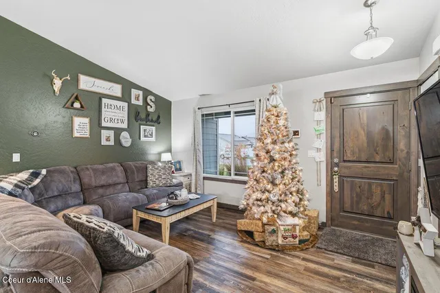 $475,000 | 8562 West Seed Avenue, Rathdrum, ID 83858