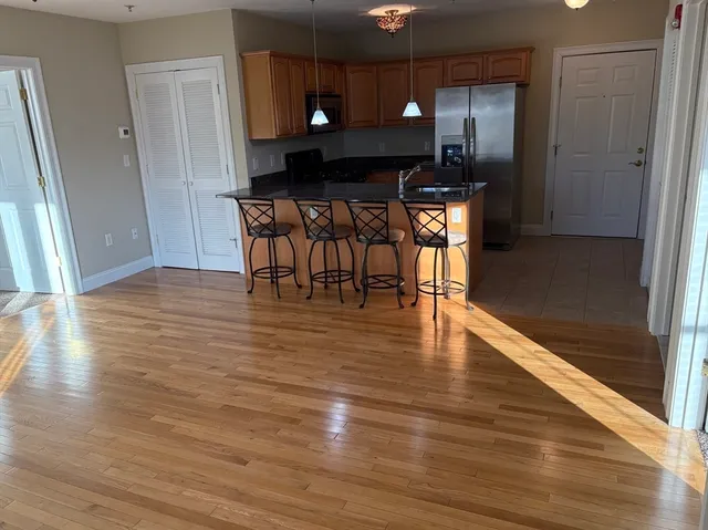 $425,000 | 266 North Main Street, Unit 3, Mansfield, MA 02048