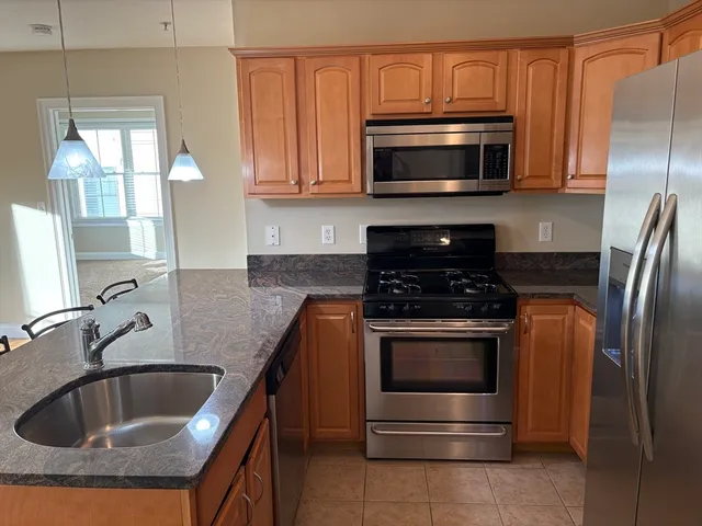 $425,000 | 266 North Main Street, Unit 3, Mansfield, MA 02048