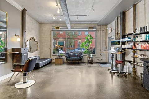 $1,150,000 | 2016 West Concord Place, Chicago, IL 60647