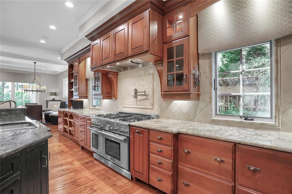 2167 Finchley Road Carmel, IN 46032 - Photo 13 of 59