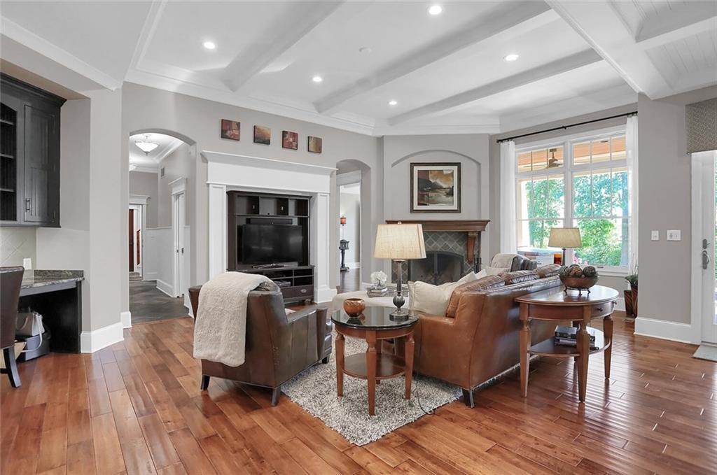 2167 Finchley Road Carmel, IN 46032 - Photo 18 of 59