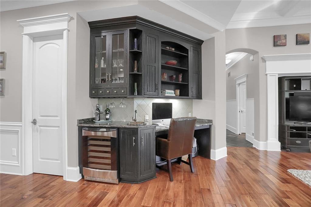 2167 Finchley Road Carmel, IN 46032 - Photo 22 of 59