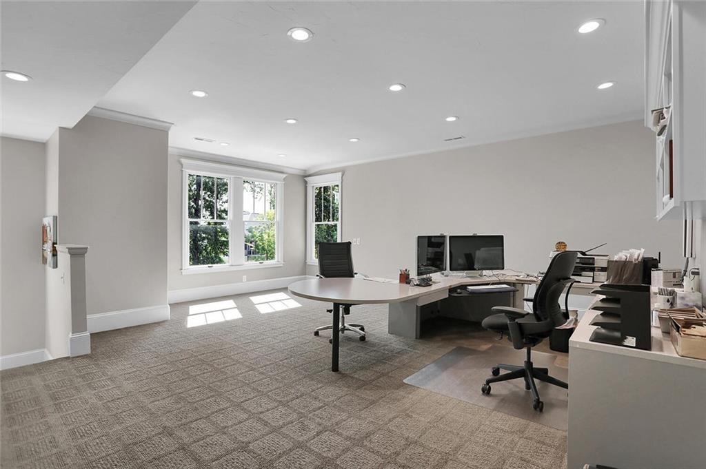 2167 Finchley Road Carmel, IN 46032 - Photo 32 of 59