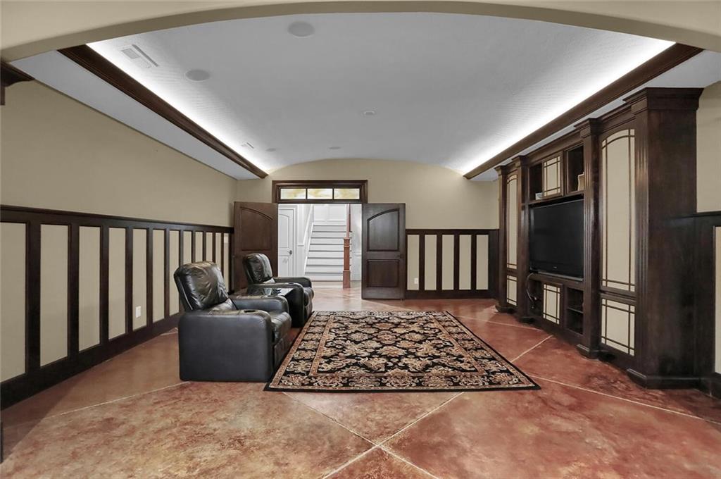 2167 Finchley Road Carmel, IN 46032 - Photo 46 of 59