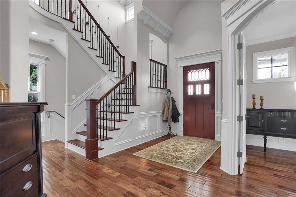 2167 Finchley Road Carmel, IN 46032 - Photo 7 of 59