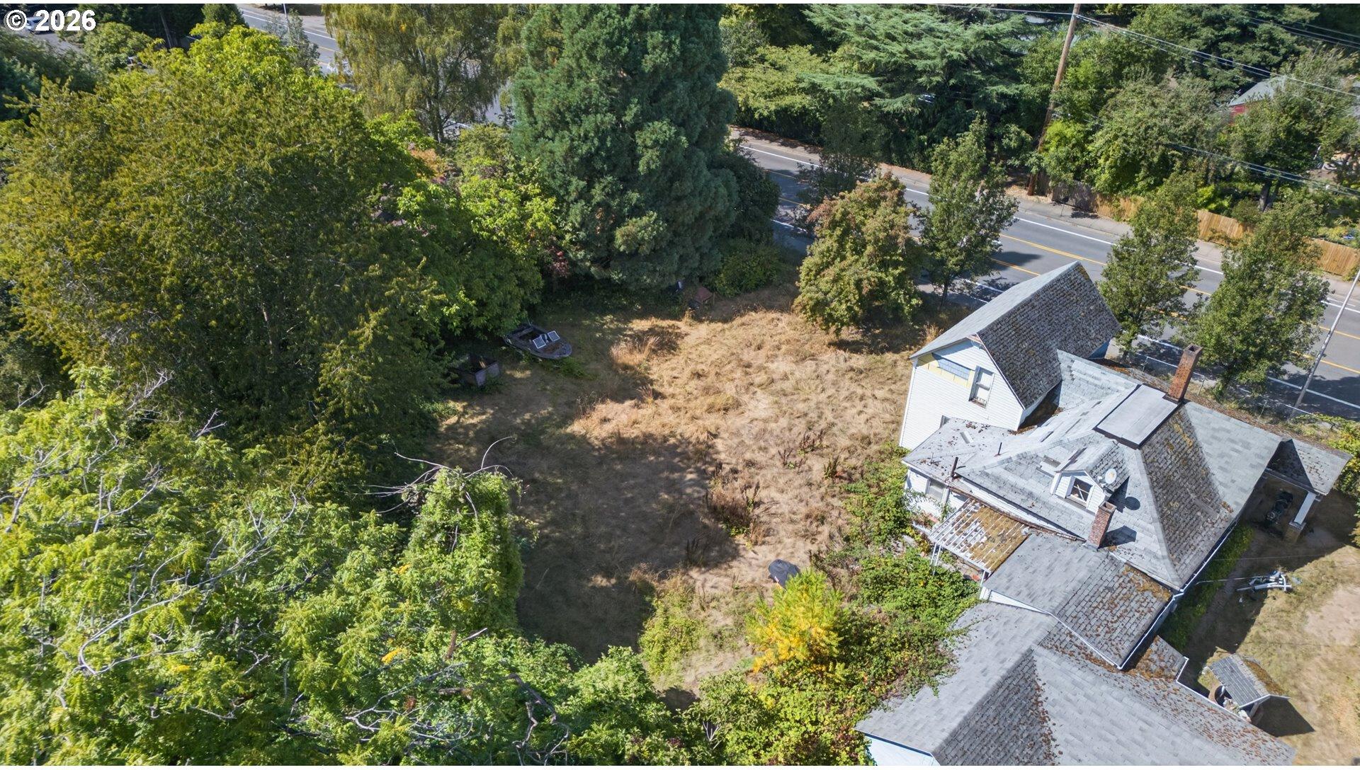 7742 Southwest Oleson Road Portland, OR 97223 - Photo 9 of 22 Gallery Image 9