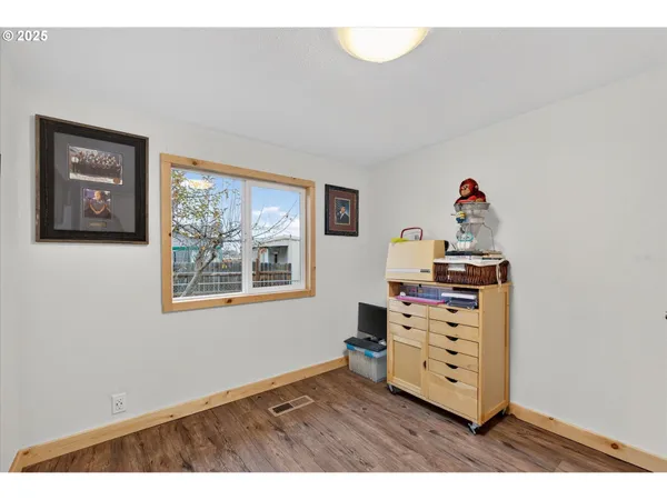 $173,000 | 2637 14th Street, Baker City, OR 97814