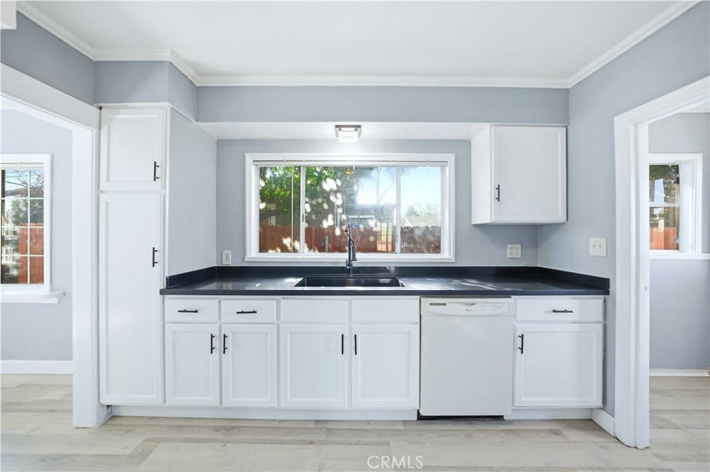 15163 Hayter Avenue Paramount, CA 90723 - Photo 20 of 37