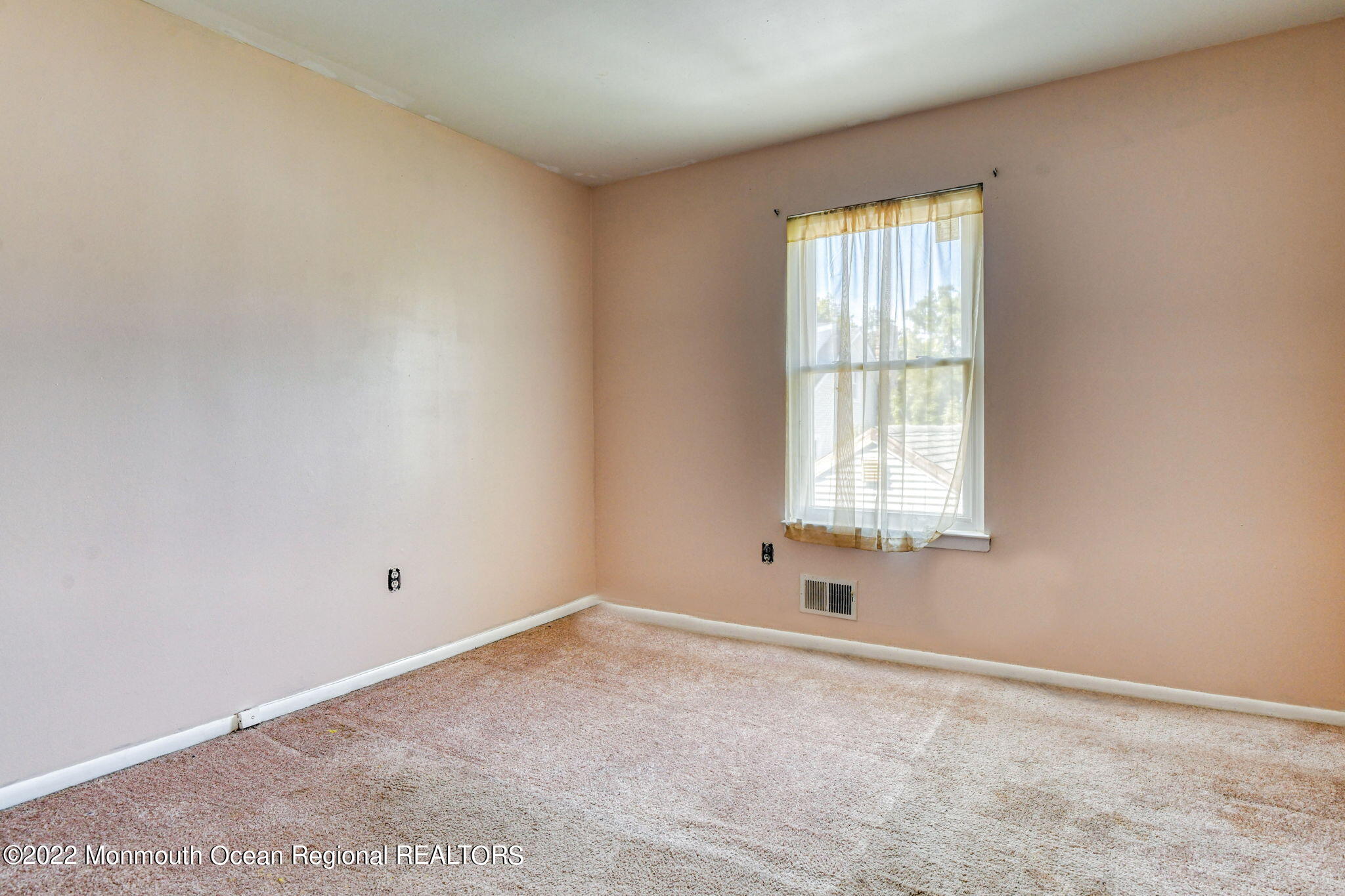 32 Green Grove Avenue, Unit 1 Keyport, NJ 07735 - Photo 17 of 30 25-web-or-mls-DSC_9851_40