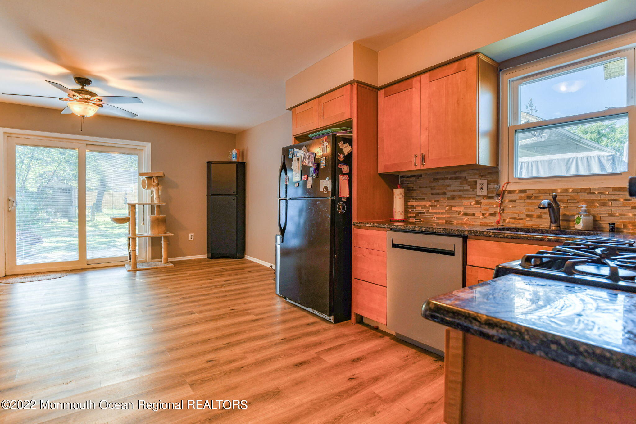 32 Green Grove Avenue, Unit 1 Keyport, NJ 07735 - Photo 3 of 30 16-web-or-mls-DSC_9796_29