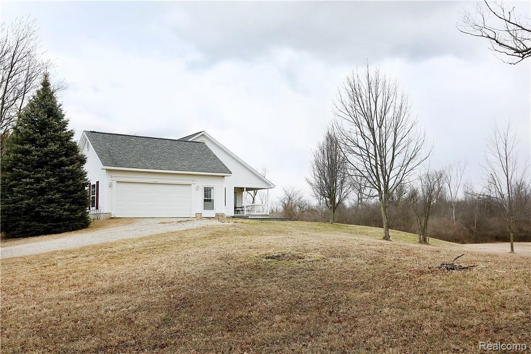 14761 Pine Knoll Road Capac, MI 48014 - Photo 35 of 47 0I0A9771.jpg