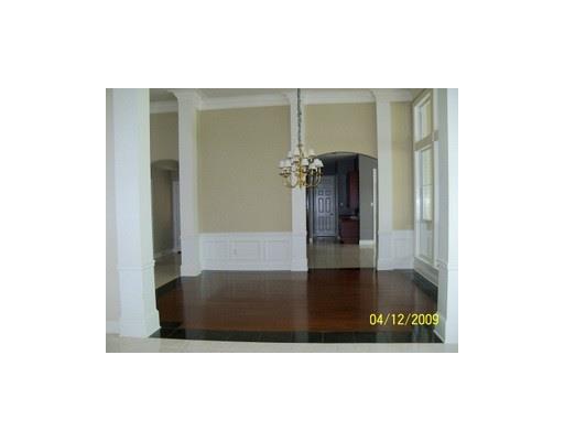 1224 Rue Beauvais Mandeville, LA 70471 - Photo 4 of 19 Gallery Image 4