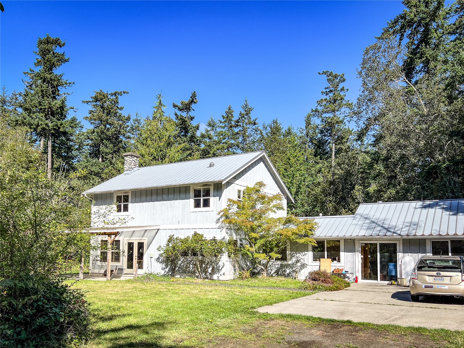 45 Robbins Road Nordland, WA 98358 - Photo 1 of 2 Gallery Image 1
