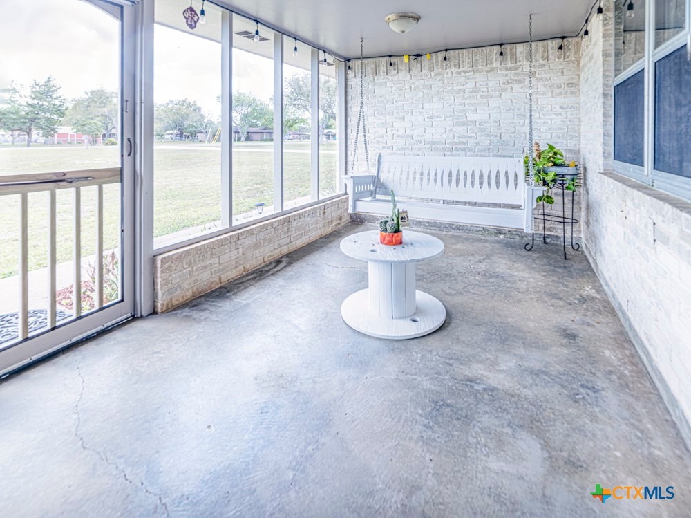 202 West Partridge Road Victoria, TX 77905 - Photo 23 of 33