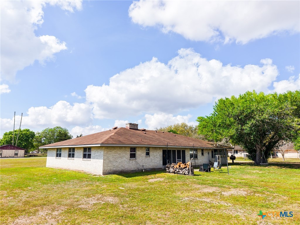 202 West Partridge Road Victoria, TX 77905 - Photo 25 of 33