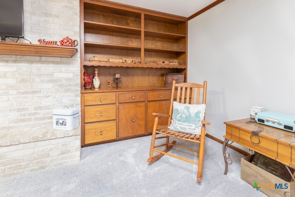 202 West Partridge Road Victoria, TX 77905 - Photo 7 of 33