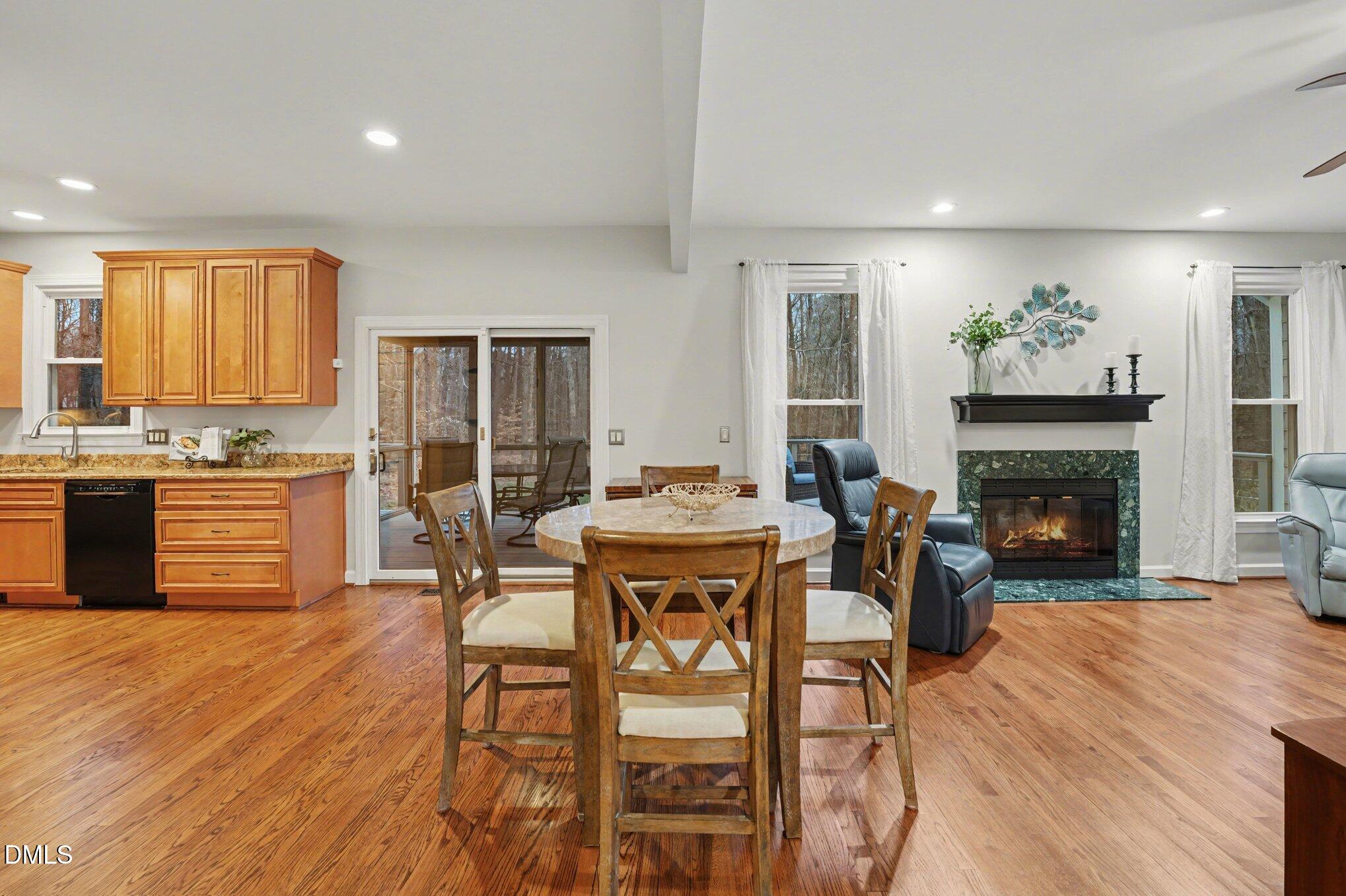 9412 Springdale Drive Raleigh, NC 27613 - Photo 6 of 28 025_file_4471