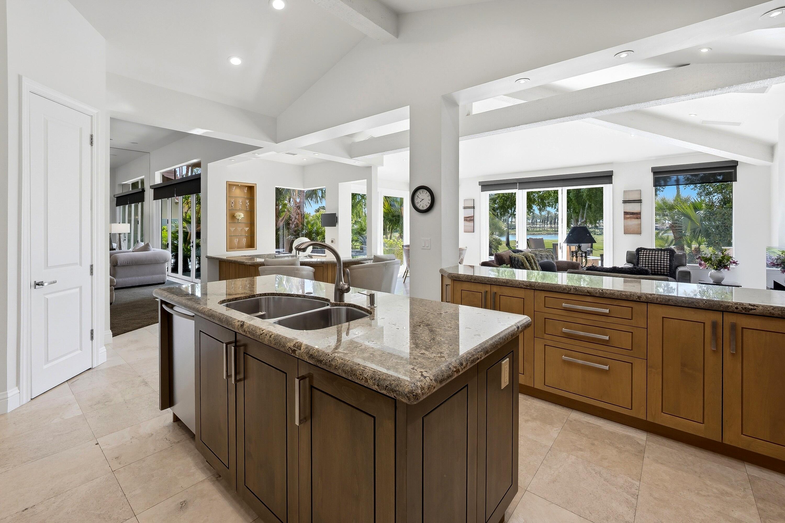 54310 Riviera La Quinta, CA 92253 - Photo 23 of 37 Photo-31