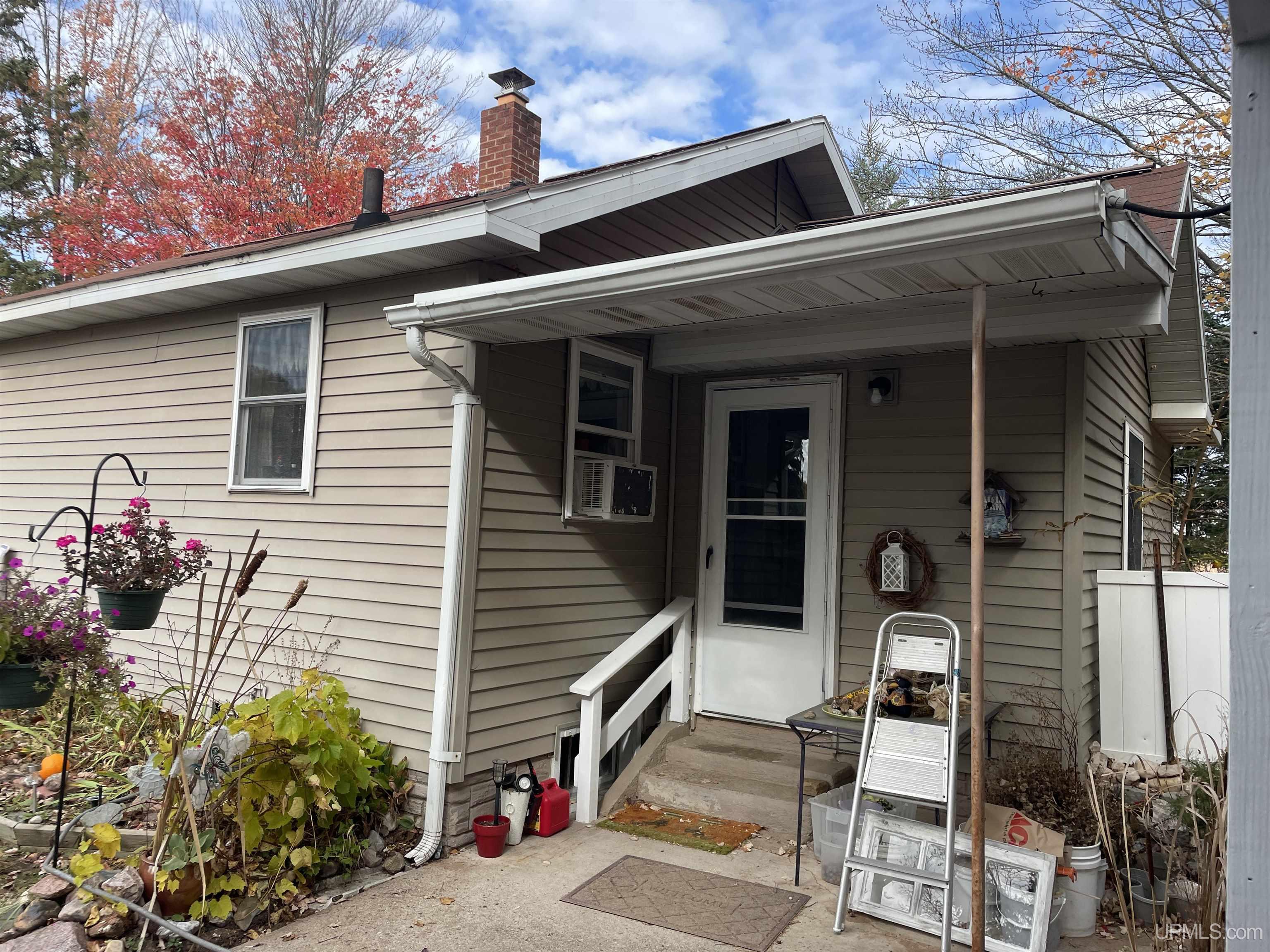 708 Roosevelt Road Niagara, WI 54151 - Photo 10 of 20 Gallery Image 10