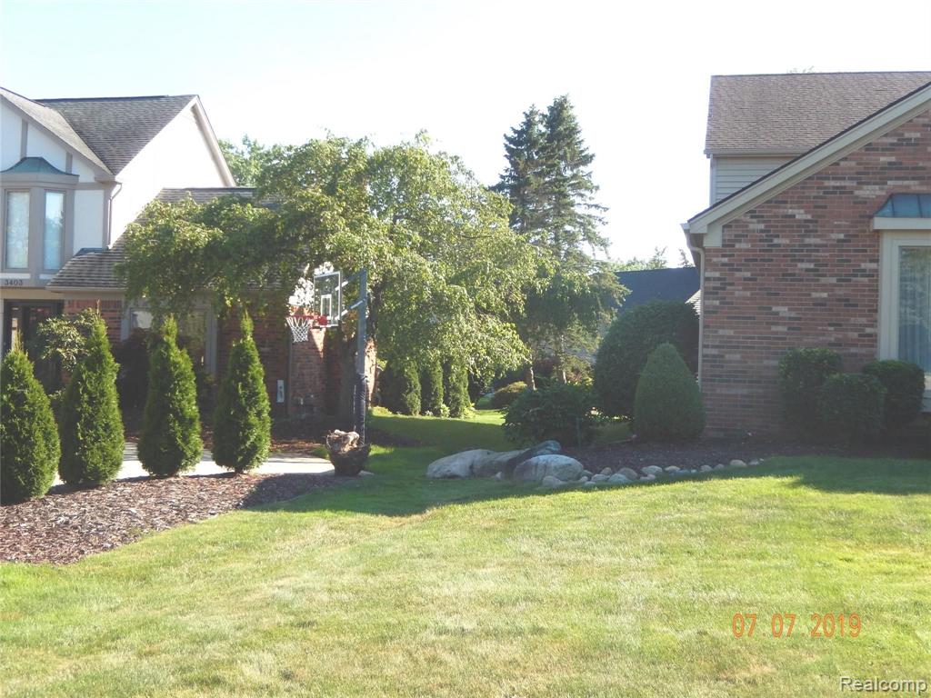 3421 Summit Ridge Drive Rochester Hills, MI 48306 - Photo 4 of 58