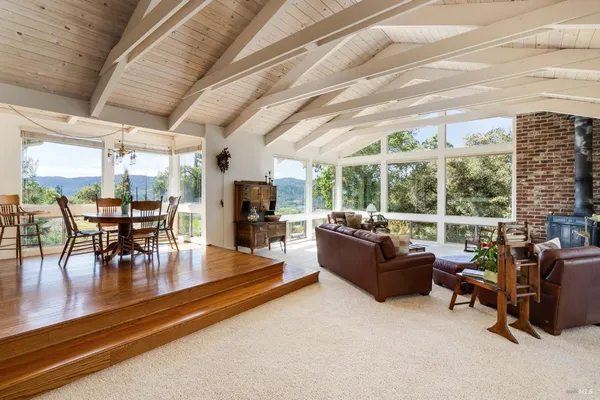 $950,000 | 939 Champion Lane, Deer Park, CA 94576