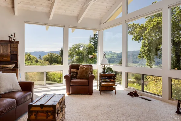 $950,000 | 939 Champion Lane, Deer Park, CA 94576