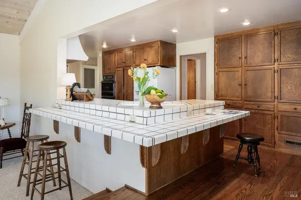 $950,000 | 939 Champion Lane, Deer Park, CA 94576