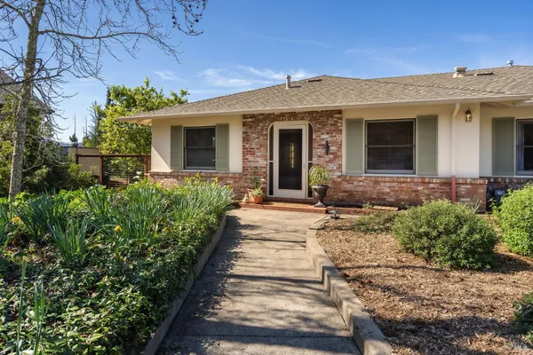 $950,000 | 939 Champion Lane, Deer Park, CA 94576
