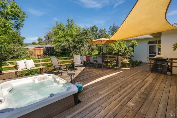 $950,000 | 939 Champion Lane, Deer Park, CA 94576