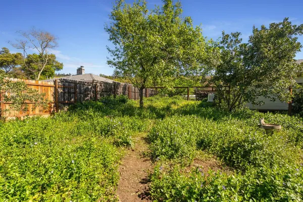 $950,000 | 939 Champion Lane, Deer Park, CA 94576