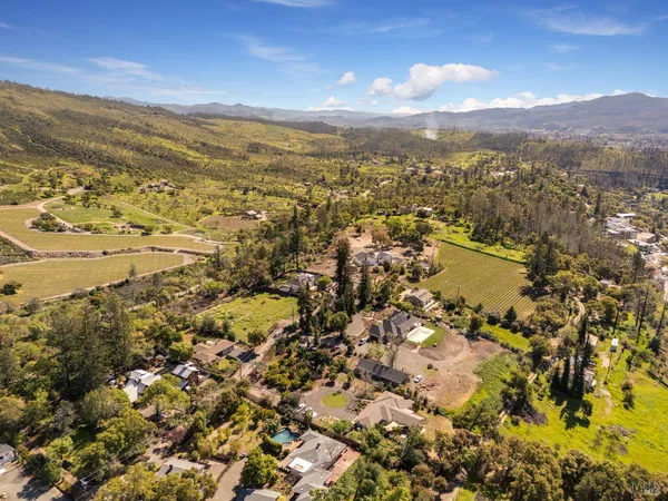 $950,000 | 939 Champion Lane, Deer Park, CA 94576