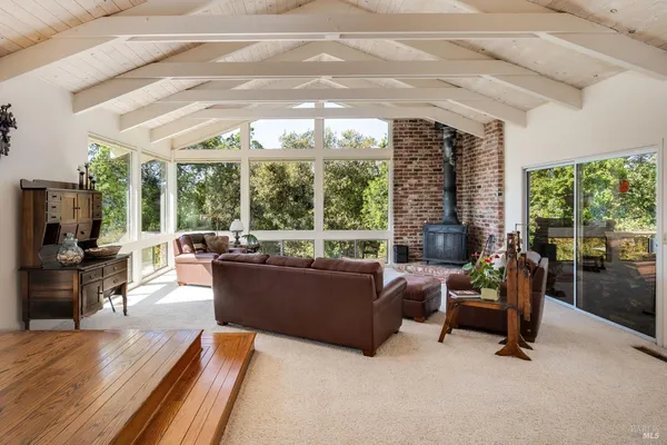 $950,000 | 939 Champion Lane, Deer Park, CA 94576