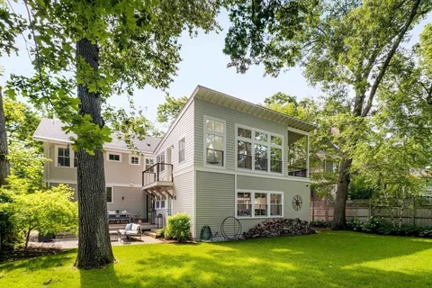 $2,250,000 | 85 Oakland Avenue, Arlington, MA 02476
