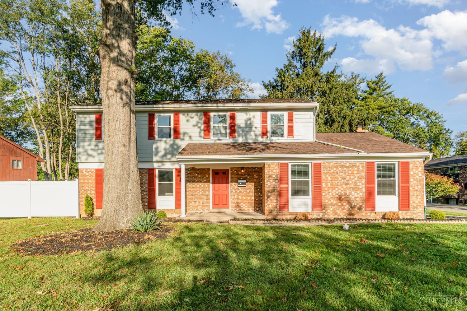 22 Robbie Ridge Milford, OH 45150 - Photo 3 of 27