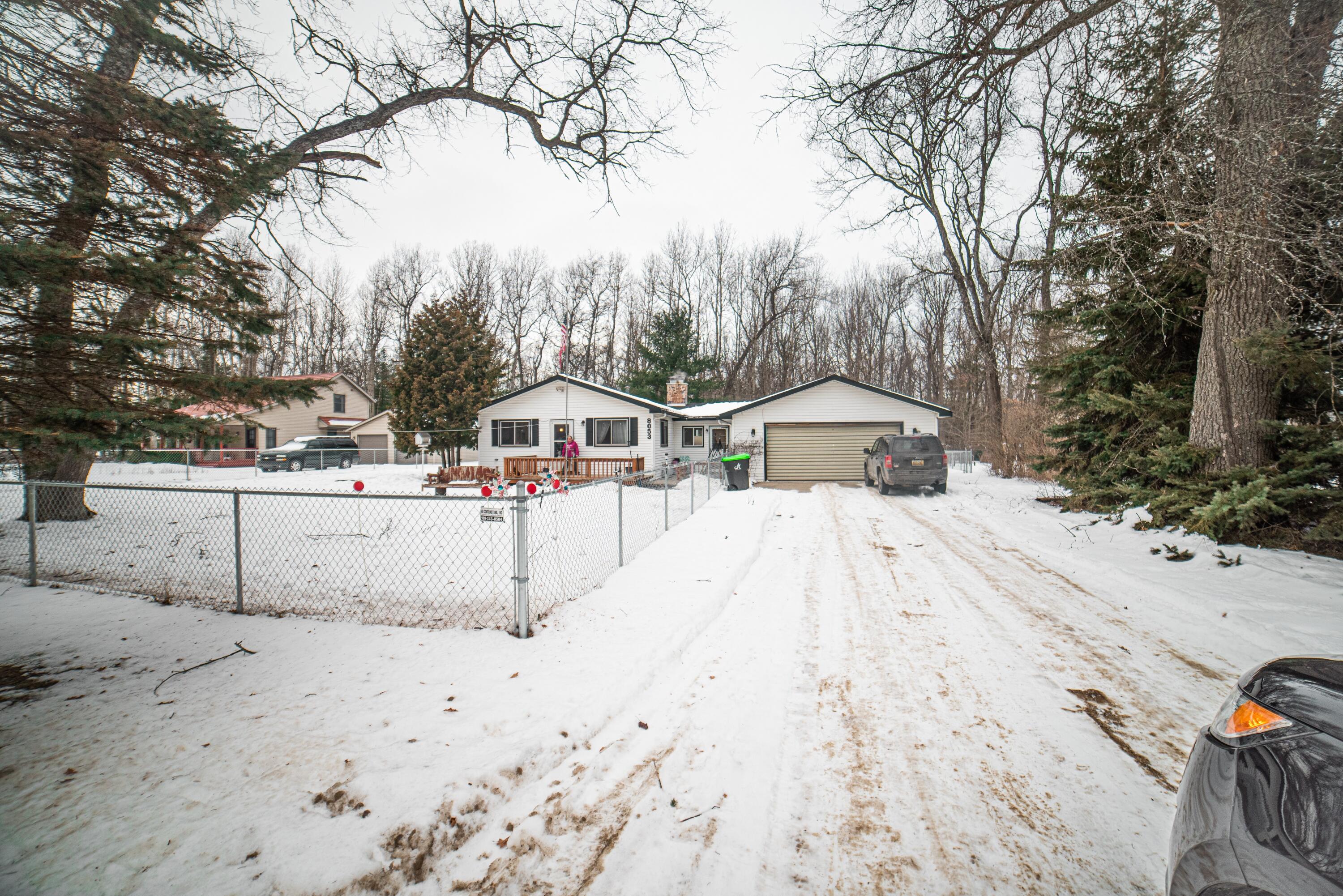 8053 Artesia Beach Road St. Helen, MI 48656 - Photo 1 of 37 Gallery Image 1