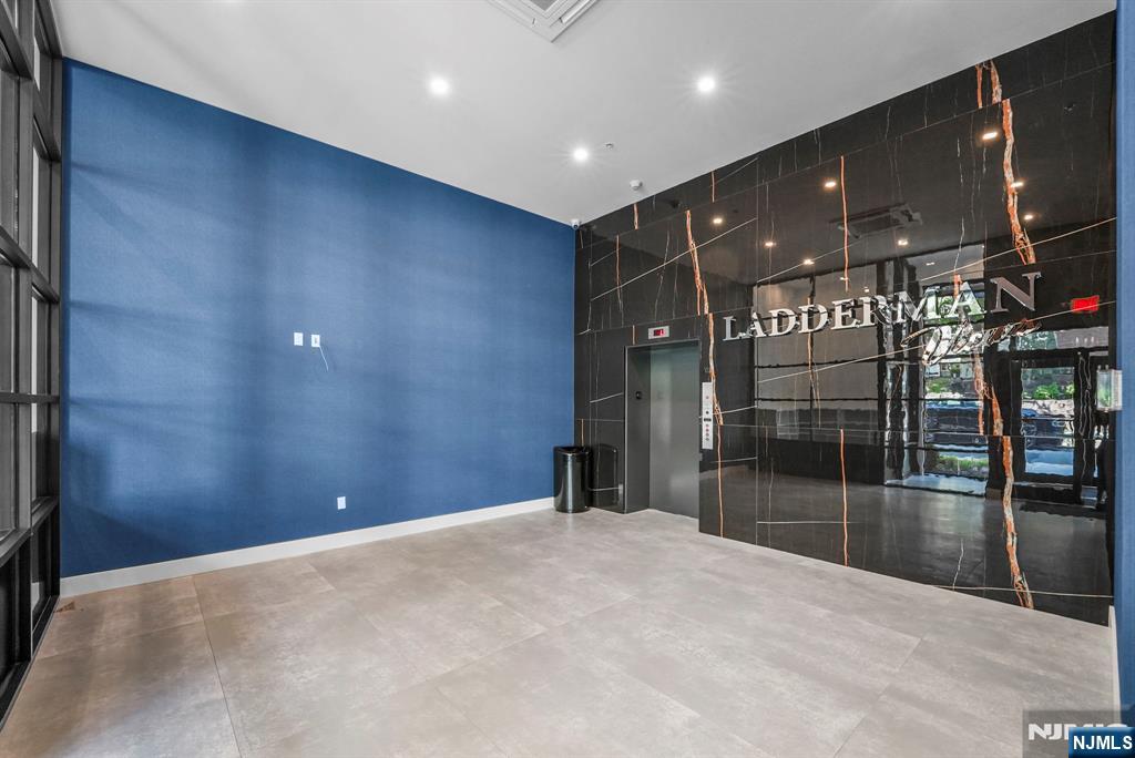 2021 Jones Road, Unit 102 Fort Lee, NJ 07024 - Photo 11 of 11 a view of a hallway