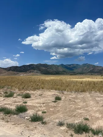 $365,000 | 2916 Cheyenne Road, Unit 1, Eagle Mountain, UT 84013